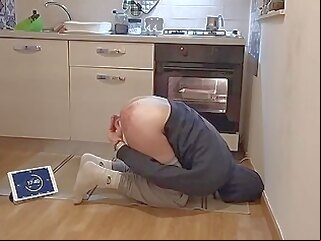 amateur Whore Cook Play With Chocolate And His Ass P5 hd